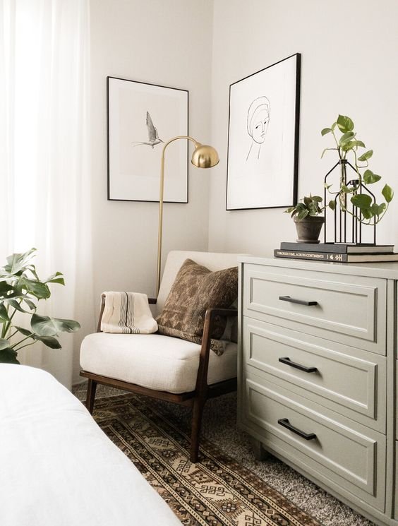 How to Decorate Your space on a Budget